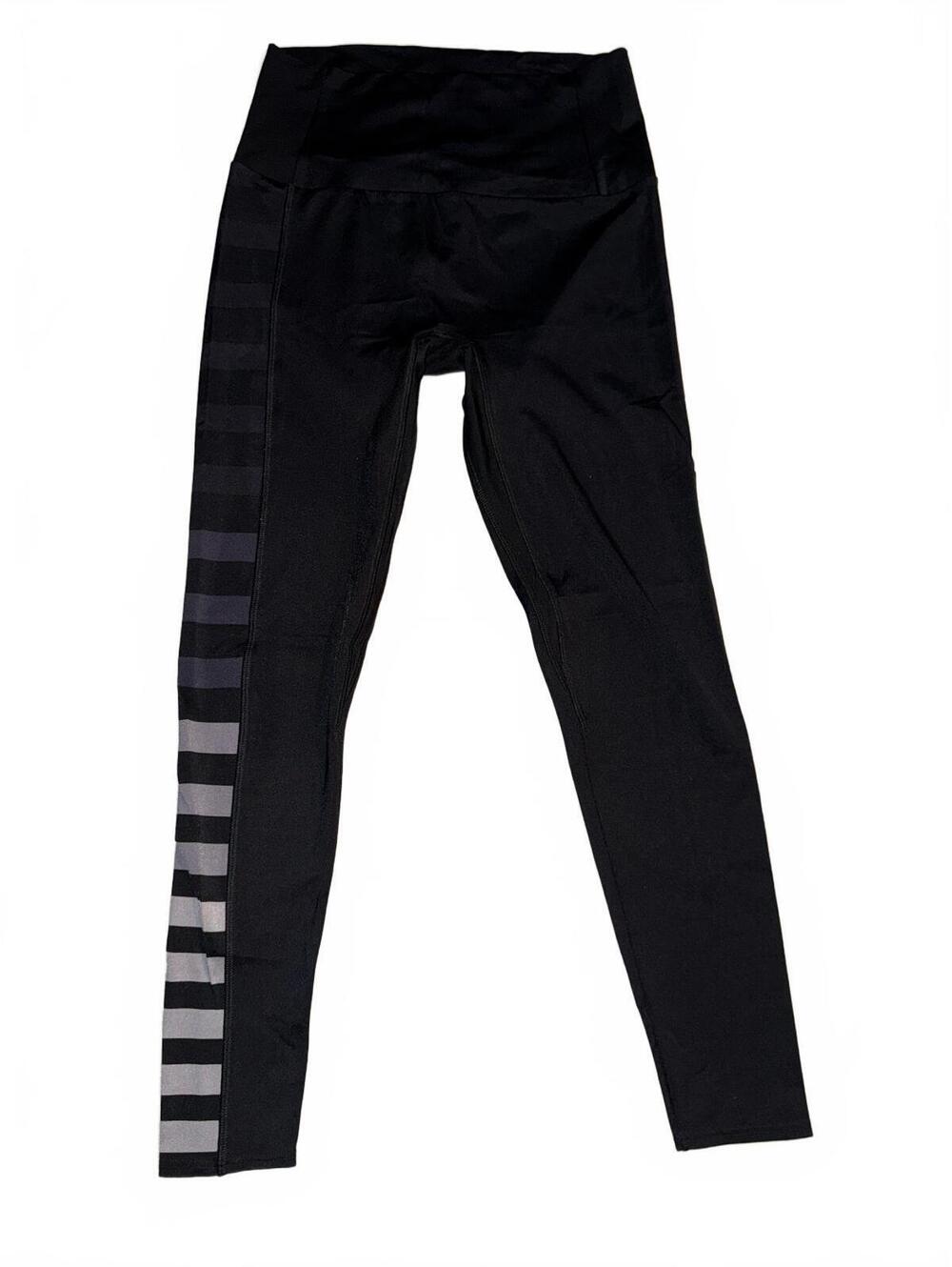 Women’s K-Deer black  striped leggings size Medium